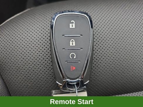 Used 2025 Chevrolet Trax ACTIV FWD image 43