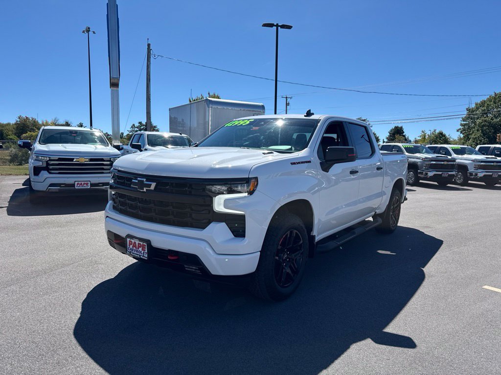 Used 2024 Chevrolet Silverado 1500 RST w/ Redline Edition AWD/4WD image 10