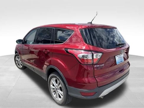 Used 2017 Ford Escape SE AWD/4WD image 6