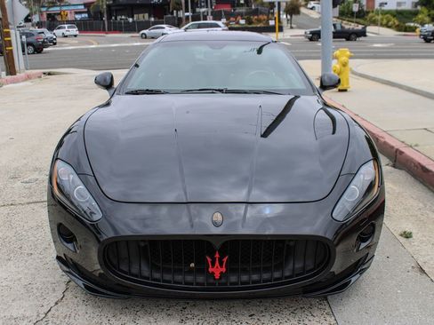 Used 2012 Maserati GranTurismo S RWD image 9