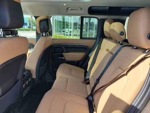 New 2025 Land Rover Defender 110 S AWD/4WD image 16