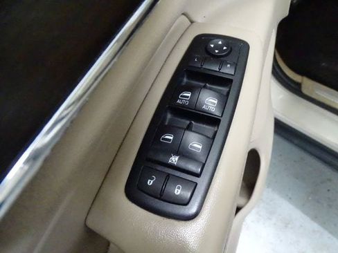 Used 2015 Jeep Grand Cherokee Limited AWD/4WD image 10