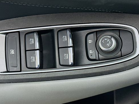 Used 2023 Subaru Outback Limited image 12