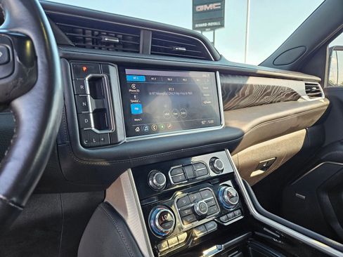 Used 2021 GMC Yukon Denali RWD image 15