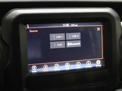 Used 2022 Jeep Wrangler Unlimited Sport image 32