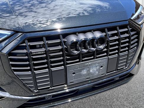 Used 2025 Audi Q3 2.0T Premium w/ Convenience Package AWD/4WD image 33