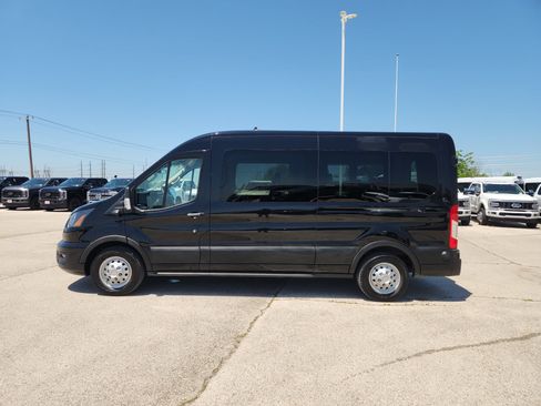 Used 2024 Ford Transit 350 XLT AWD/4WD image 4