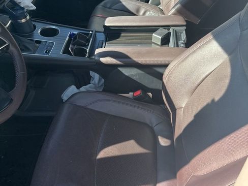 Used 2021 Toyota Sienna Platinum image 14