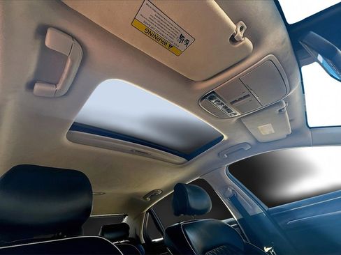 Used 2020 Genesis G90 3.3T Premium image 27