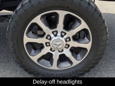 Used 2024 RAM 2500 Limited w/ Towing Technology Group AWD/4WD image 12