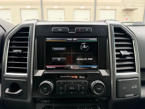 Used 2015 Ford F150 XLT w/ Equipment Group 302A Luxury image 30