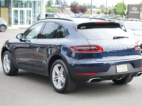 Used 2017 Porsche Macan AWD/4WD image 6