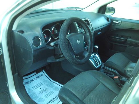 Used 2010 Dodge Caliber SXT FWD image 11