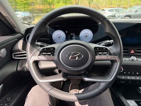 Certified 2023 Hyundai Elantra SEL w/ Convenience Package FWD image 14