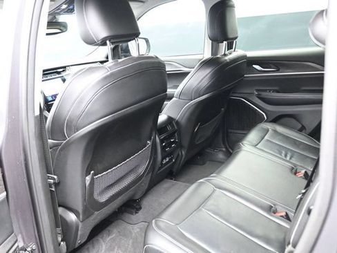 Used 2022 Jeep Grand Cherokee Limited RWD image 21