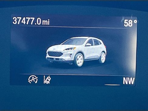 Used 2022 Ford Escape SE w/ SE Sport Appearance Package FWD image 12