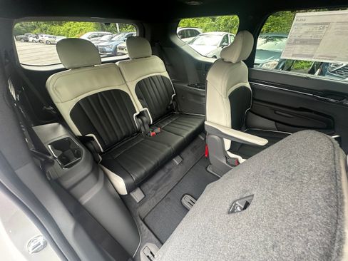 New 2026 Kia EV9 GT-Line AWD/4WD image 17