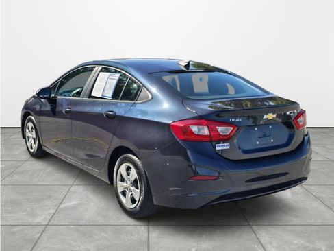 Used 2016 Chevrolet Cruze LS FWD image 6
