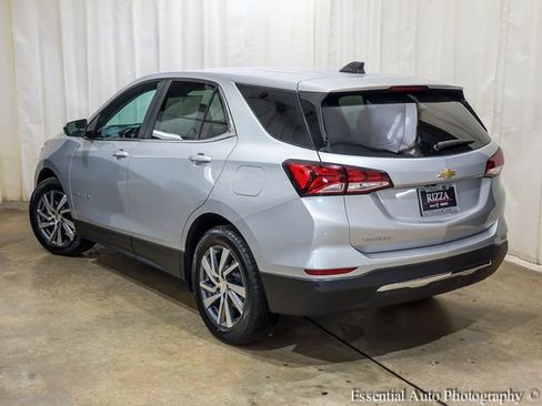 Used 2022 Chevrolet Equinox LT FWD image 9