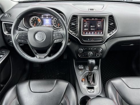 Used 2019 Jeep Cherokee Trailhawk w/ Cold Weather Group image 3