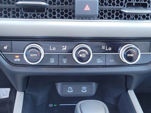 New 2026 Honda HR-V EX-L image 18