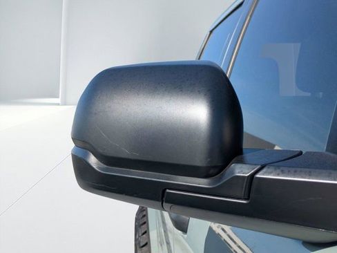 Used 2025 Toyota Tundra SR5 AWD/4WD image 10