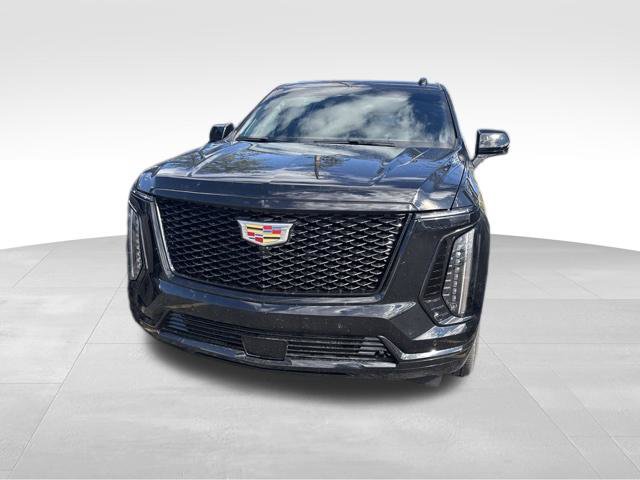 Used 2025 Cadillac Escalade ESV Sport Platinum AWD/4WD image 3
