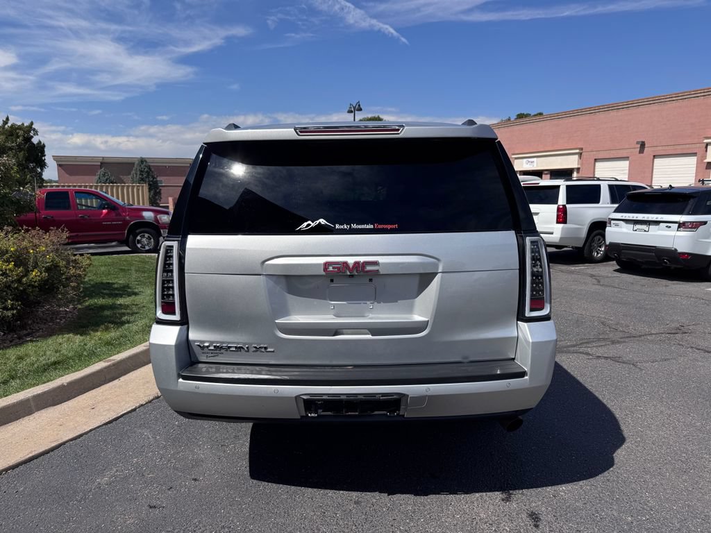 Used 2016 GMC Yukon XL SLE AWD/4WD image 12