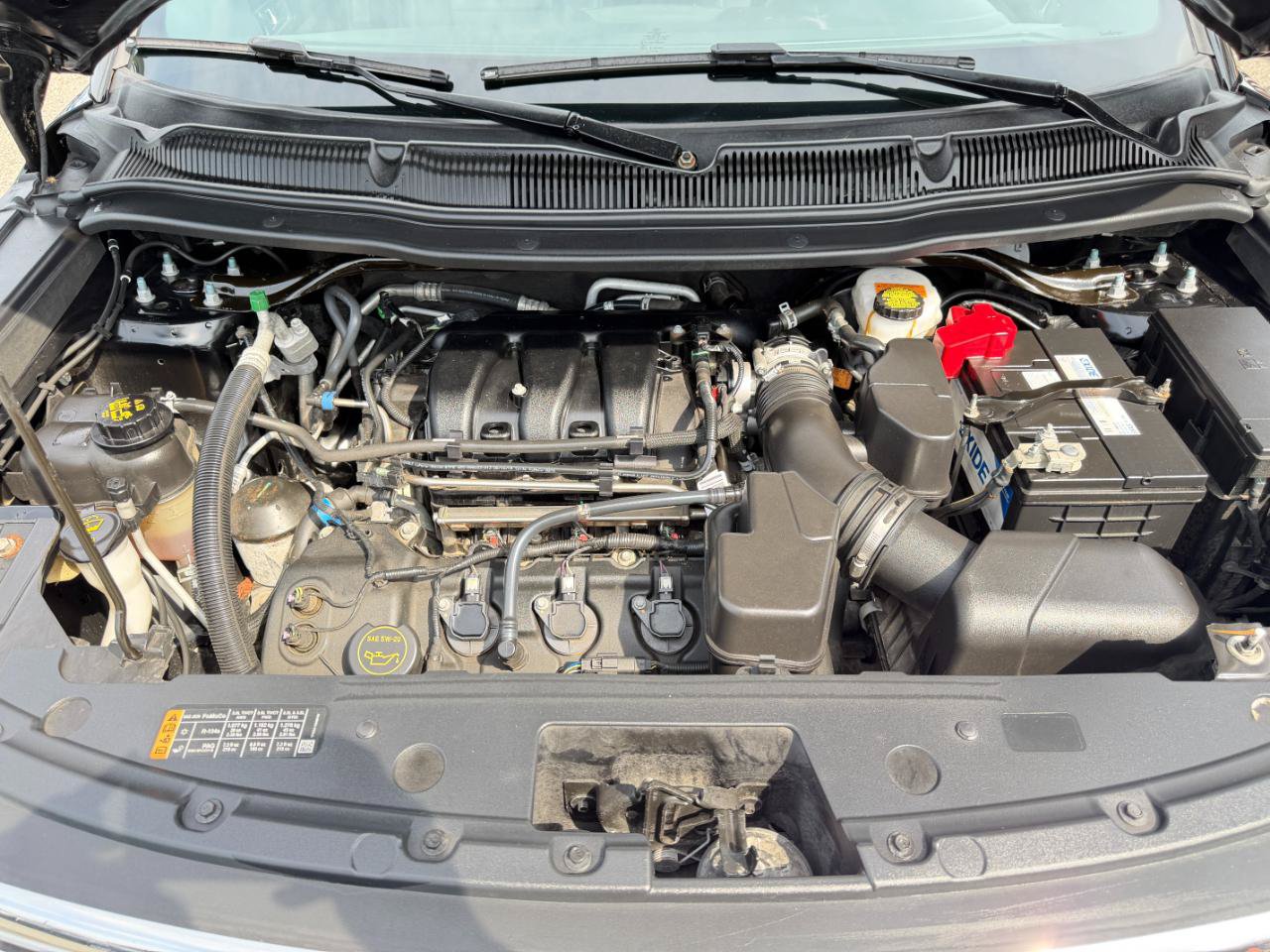 Used 2018 Ford Explorer XLT w/ Equipment Group 202A AWD/4WD image 80