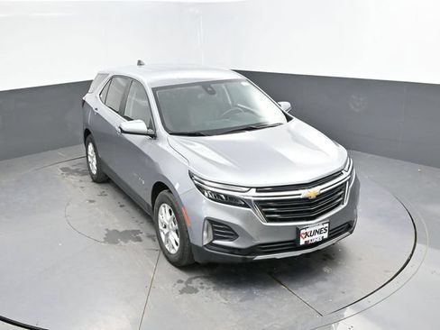 Used 2024 Chevrolet Equinox LT FWD image 36