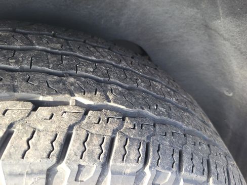 Used 2023 Chevrolet Tahoe Z71 w/ Luxury Package image 33