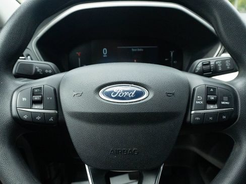 Used 2025 Ford Escape Active AWD/4WD image 23