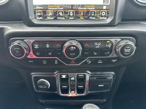 Used 2021 Jeep Wrangler Unlimited Sahara AWD/4WD image 40