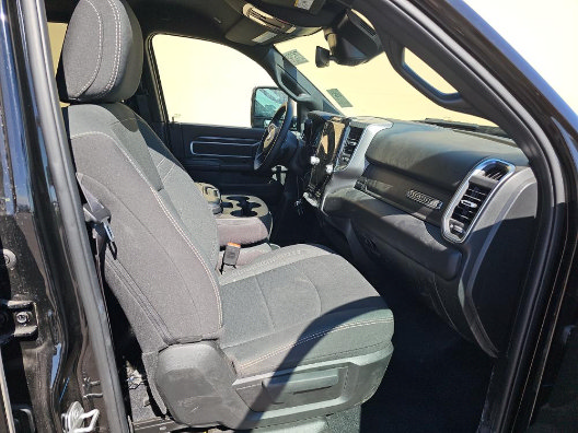 Used 2026 RAM 2500 Big Horn AWD/4WD image 3