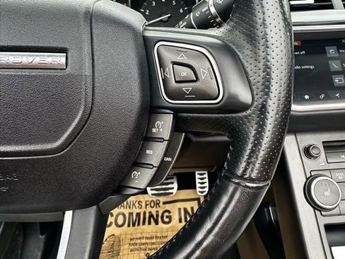 Used 2018 Land Rover Range Rover Evoque HSE Dynamic image 38