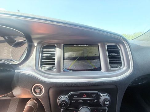 Used 2019 Dodge Charger GT RWD image 16