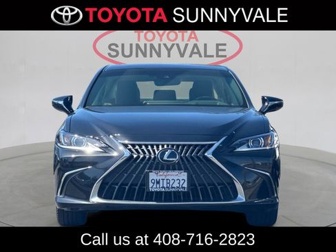 Used 2024 Lexus ES 300h 300h w/ Premium Package image 11