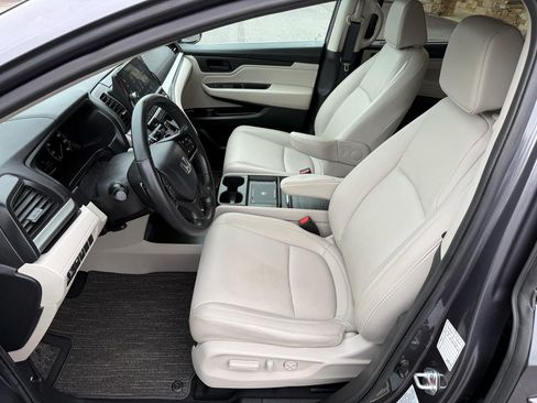 Used 2025 Honda Odyssey EX-L image 11