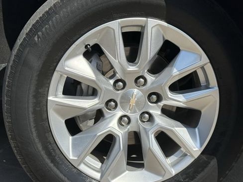 Used 2024 Chevrolet Silverado 1500 Custom RWD image 11