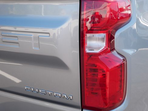 Used 2024 Chevrolet Silverado 1500 Custom AWD/4WD image 17