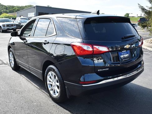 Used 2018 Chevrolet Equinox LT FWD image 3
