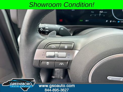 Used 2024 Hyundai Kona SEL FWD image 25