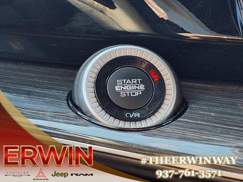 Used 2022 Jeep Wagoneer Series II w/ Premium Group I image 23