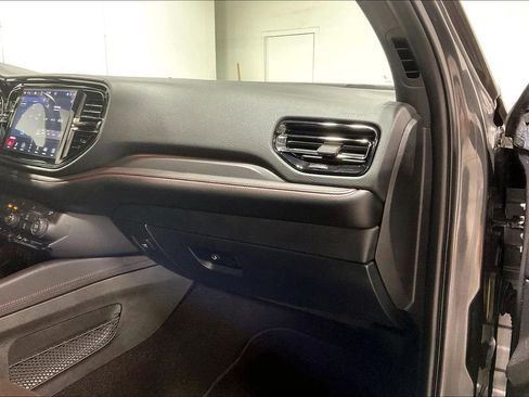 Used 2025 Dodge Durango R/T w/ Blacktop Package AWD/4WD image 19