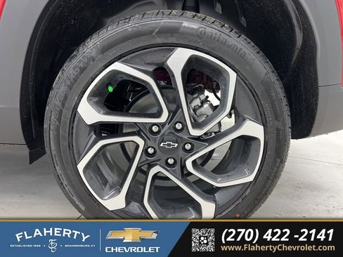 New 2026 Chevrolet Trax RS w/ Driver Confidence Package image 19