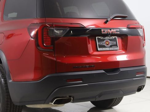 Used 2023 GMC Acadia SLT w/ Elevation Edition image 25
