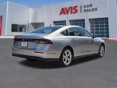 Used 2025 Honda Accord LX image 6