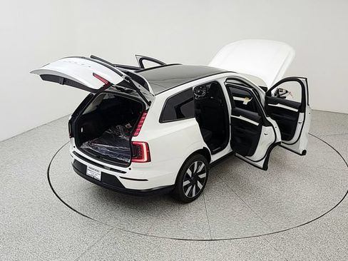 New 2026 Volvo EX90 Ultra AWD/4WD image 38