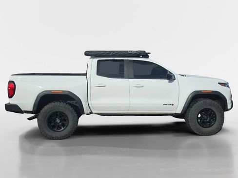 Used 2023 GMC Canyon AT4 w/ Technology Package image 7