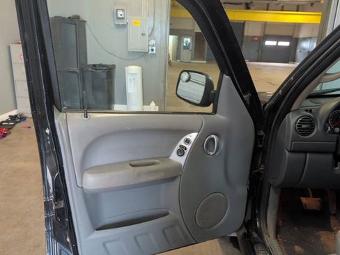 Used 2007 Jeep Liberty Limited AWD/4WD image 20